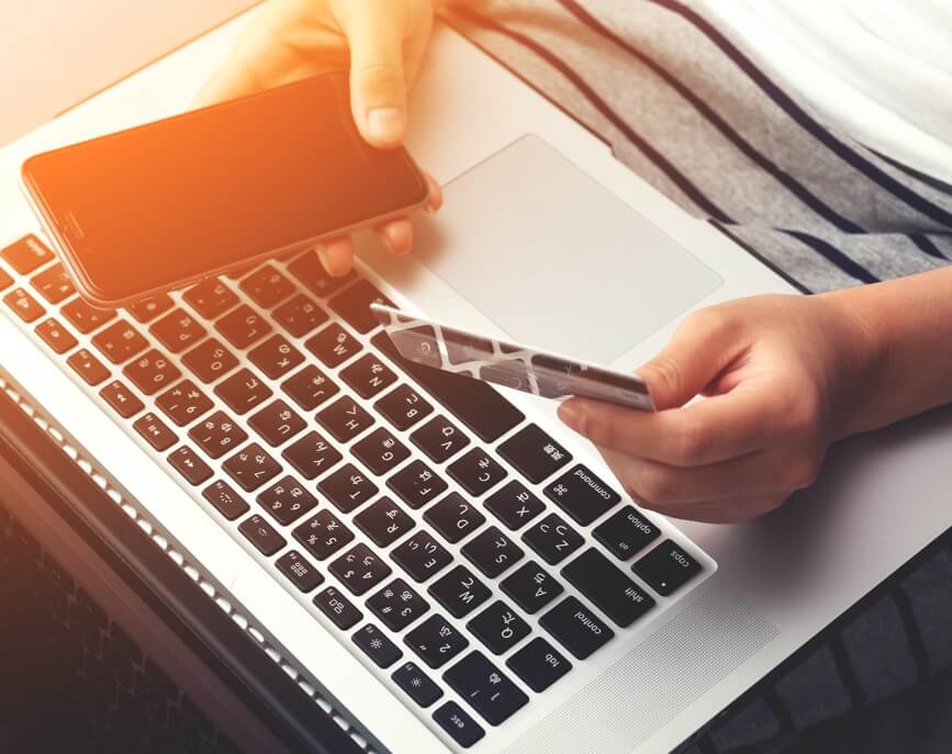 بطاقاتنا مسبقة الدفع و القابلة للتعبئة 
